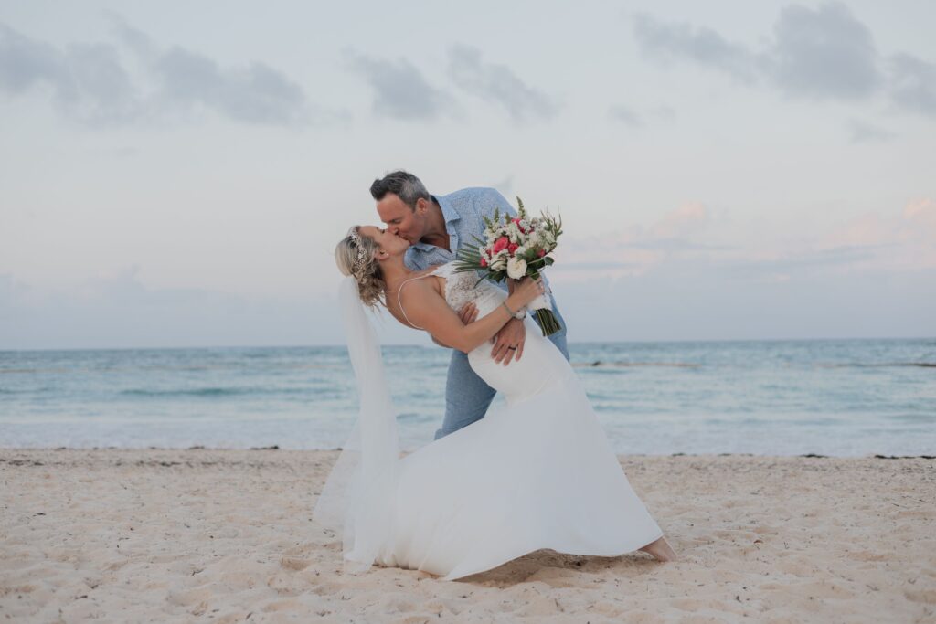 Ashley & Robbie ; Secrets Royal Beach
