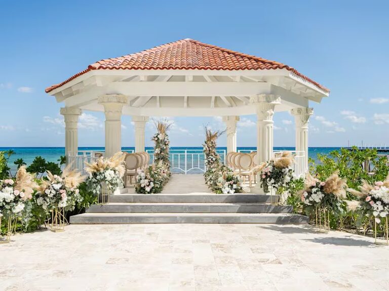 Hyatt Vivid Playa del Carmen Wedding Venues