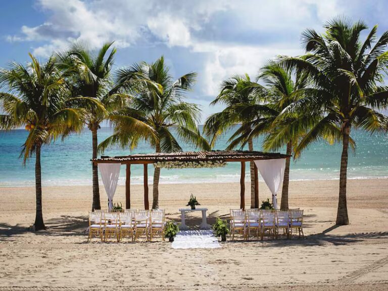 Top Medium Destination Wedding Venues in Riviera Maya
