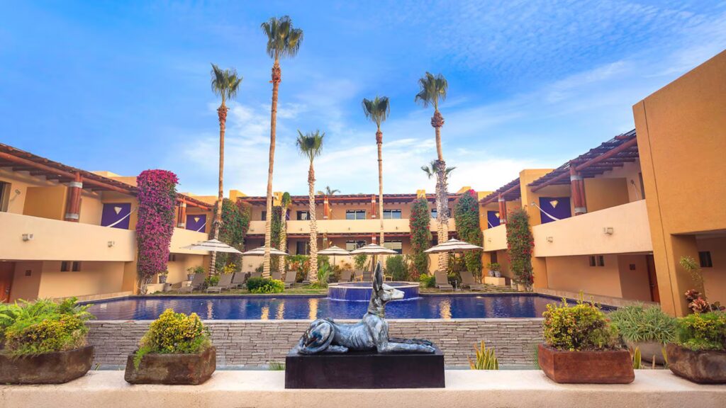 Los Patios Hotel 